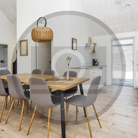 Stunning In With Wifi 別荘 Glesborg